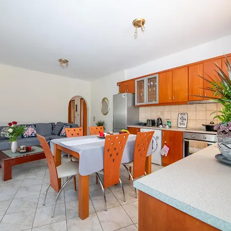 Rodini Sun Apartman Rhodes City